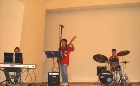 с Международным днём учителя!